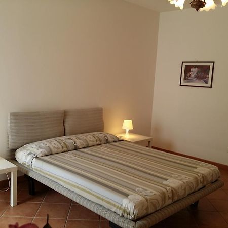 Villa Carenza Монополи Екстериор снимка