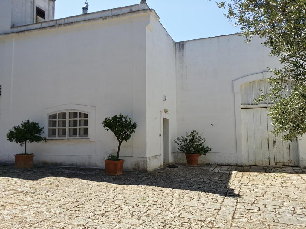 Villa Carenza Монополи Екстериор снимка