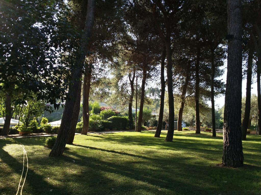 Villa Carenza Монополи Екстериор снимка