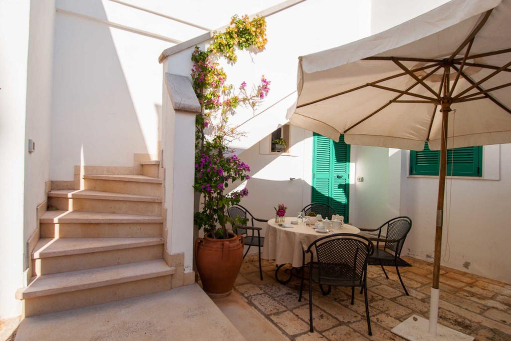 Villa Carenza Монополи Екстериор снимка