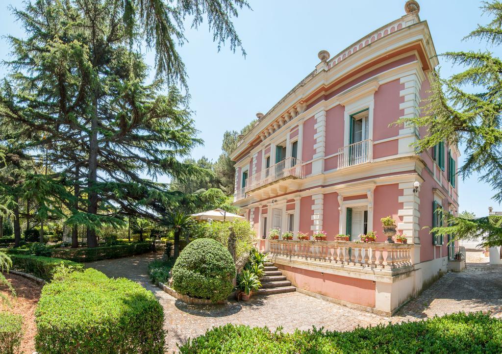 Villa Carenza Монополи Екстериор снимка