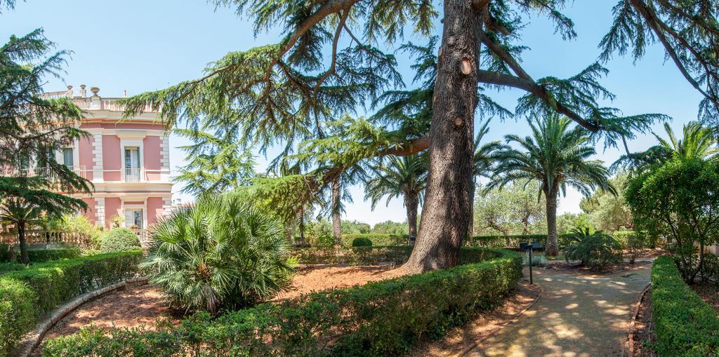 Villa Carenza Монополи Екстериор снимка