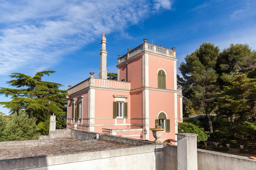 Villa Carenza Монополи Екстериор снимка